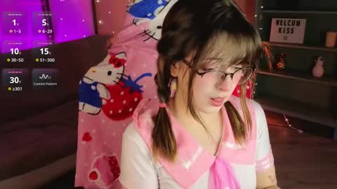 Soffi online show from February 10, 3:26 pm