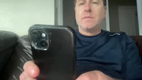 Joshua1983 online show from January 2, 11:06 pm