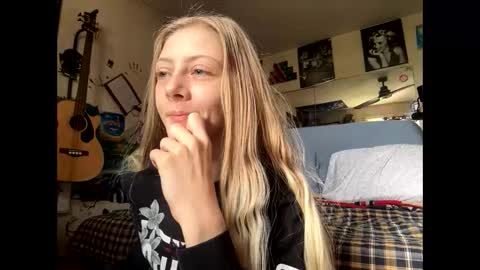 tohottohandletocoldtohold online show from March 15, 5:27 pm