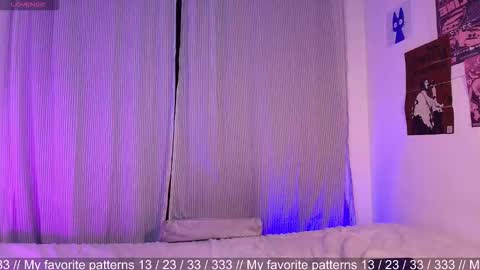  Halsey  Sofii  online show from October 31, 3:51 am