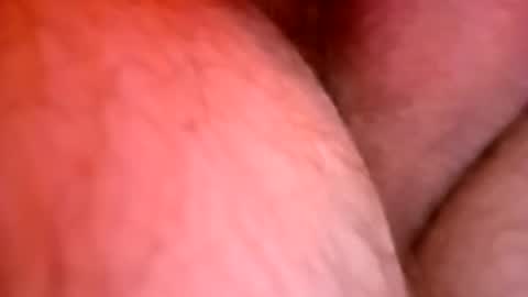 tom011233 online show from December 1, 4:54 am