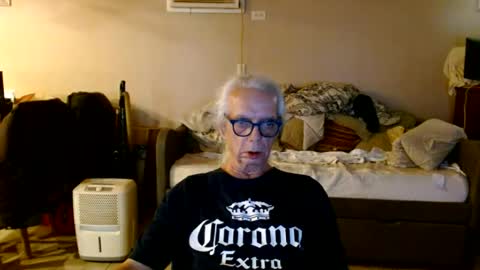 tom112292014 online show from July 10, 9:19 pm