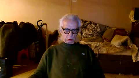 tom112292014 online show from March 8, 3:21 am