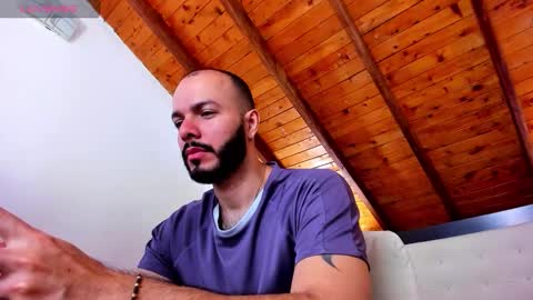   online show from December 5, 1:20 pm