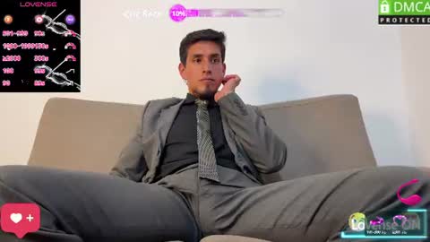 TOM online show from July 4, 9:29 pm