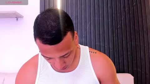 Tom muscle1 online show from October 29, 11:56 am