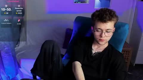 tomas_norton online show from June 19, 9:21 pm