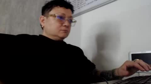 tomboy_jzz online show from May 6, 3:23 am