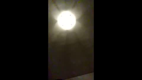 tomcop11111 online show from April 18, 4:03 am