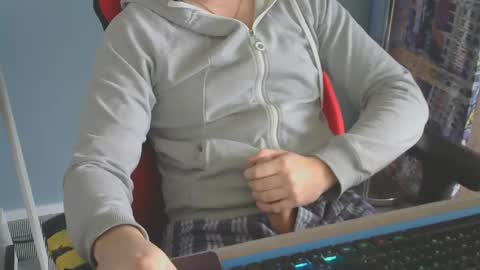 tomin3m online show from January 6, 9:19 am