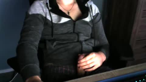 tomin3m online show from September 29, 4:39 pm