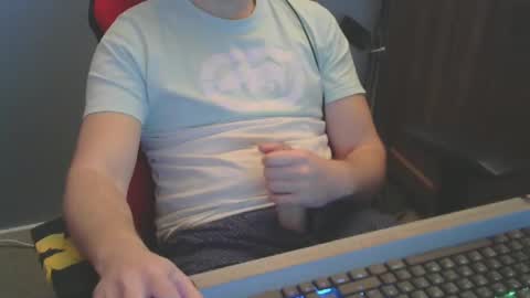 tomin3m online show from February 24, 7:30 pm