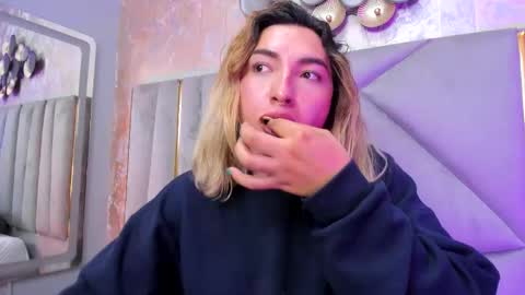   online show from January 7, 7:30 pm