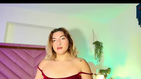 Snapshot of tomlondon_ chatting on October 3, 12:46 pm online show from October 3, 12:46 pm