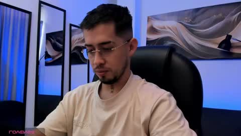 tommas_johnson online show from July 12, 12:30 pm