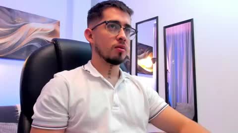 tommas_johnson online show from June 19, 12:22 pm