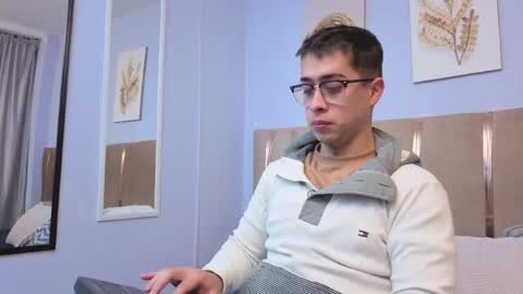 tommas_johnson online show from April 23, 11:07 am