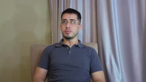 tommas_johnson online show from July 6, 12:57 pm
