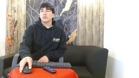 tommy160920 online show from November 17, 12:52 pm