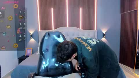 Tommy  online show from November 23, 4:21 am