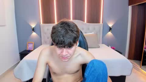 Tommy  online show from December 4, 4:23 am