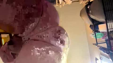 tommy4inch online show from June 7, 4:34 pm