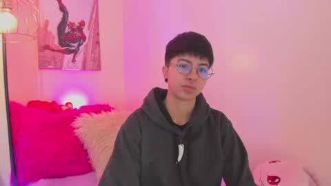 Blue  online show from July 17, 1:24 pm
