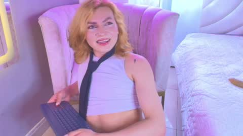tommy_lovee online show from April 25, 6:48 am