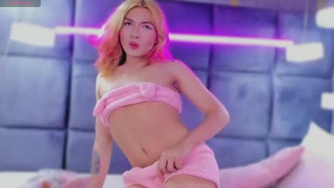 tommy_lovee online show from July 19, 3:20 am
