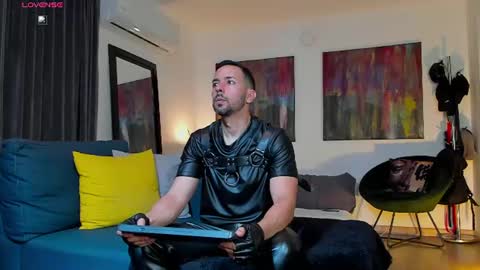 tommy_raym0ndg online show from June 28, 4:41 am
