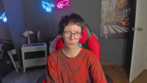 tommy_stars online show from May 3, 5:24 am