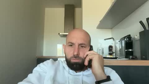 Thomas Fit online show from September 9, 6:35 am