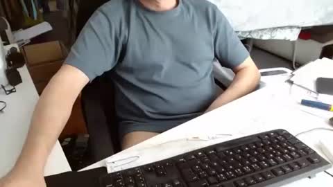 Tom online show from March 5, 11:52 am