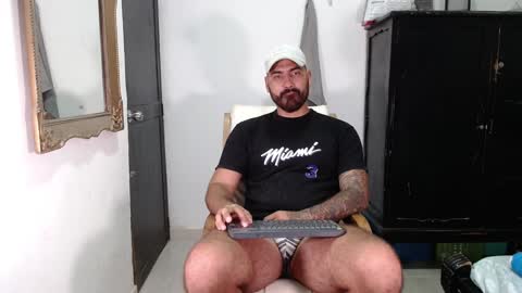 Tomas jhonson online show from January 28, 8:15 pm