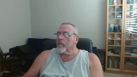 tony091699 online show from June 1, 3:13 pm
