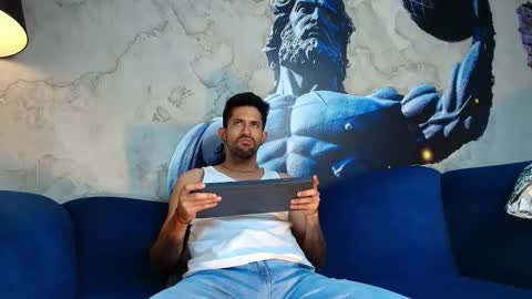 Tony online show from October 12, 2:15 am