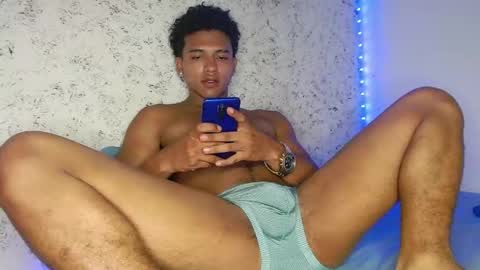 tonydesire_ online show from April 27, 8:06 pm