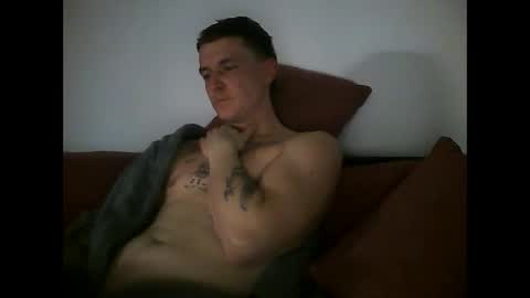 tonystrawberry online show from March 15, 5:27 pm