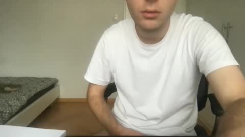 Max online show from November 2, 12:49 pm