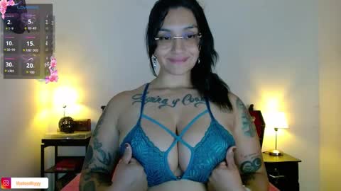 toothyy online show from October 4, 12:52 am