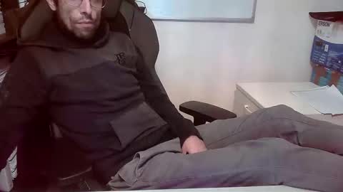 Topg84 online show from November 17, 5:15 pm