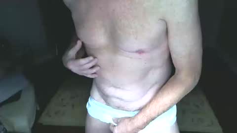 Snapshot of tops10ss chatting on January 13, 12:09 am tops10ss online show from January 13, 12:09 am