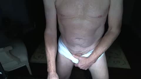 Snapshot of tops10ss chatting on February 10, 1:35 am tops10ss online show from February 10, 1:35 am