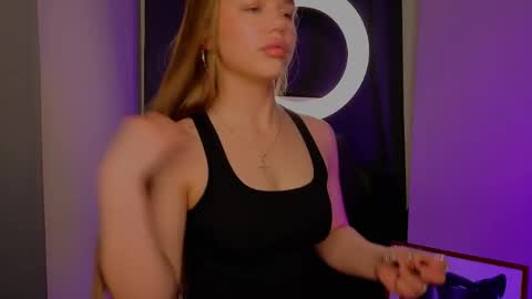 Doris online show from April 19, 7:05 pm