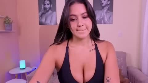 Tori Cross online show from July 19, 4:09 pm