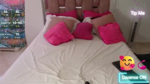 toriivy online show from December 5, 1:44 pm