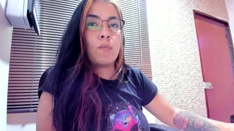 karla online show from November 5, 9:11 am