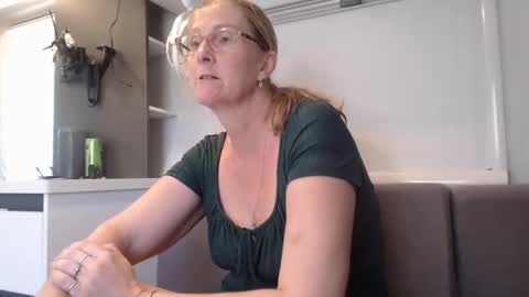 Milly online show from November 28, 12:40 am