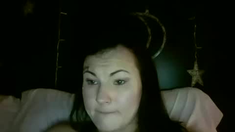 toxicanikki979 online show from May 6, 10:43 am