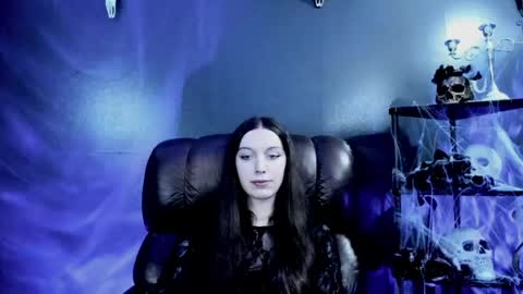toxicdomme online show from May 1, 4:34 pm